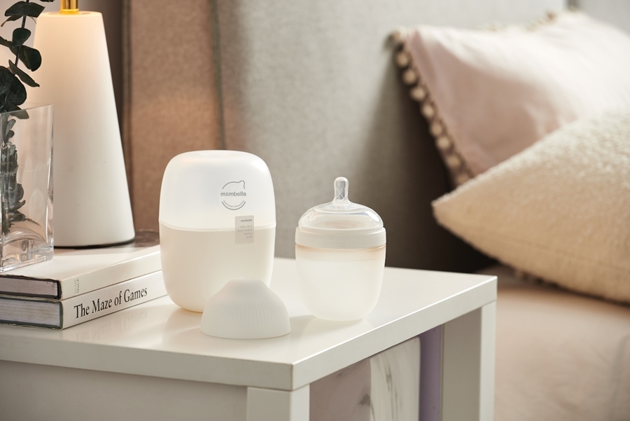 Biberon Anticolici Mombella Breast-Like, 210ml, Tetina M flux mediu, 100% Silicon, Ivory