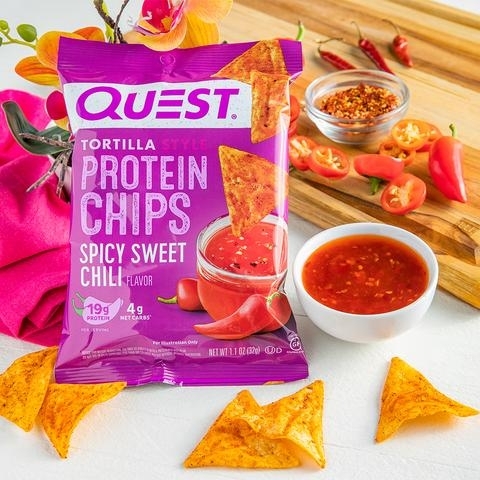 Chipsuri proteice cu aroma de spicy sweet chilli, 32 g, Quest