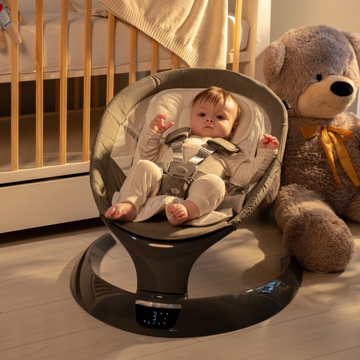 Leagan electric pentru bebelusi, cu spatar reglabil si senzor de miscare, AppeKids Evoque - Powder Grey