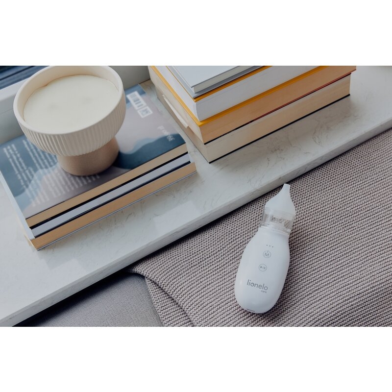 Aspirator nazal, Lionelo, Babyair, Cu forta de aspiratie reglabila in 3 trepte, Usor si portabil, Fara fir, Cu 2 varfuri din silicon, Silentios, 0 luni+, White