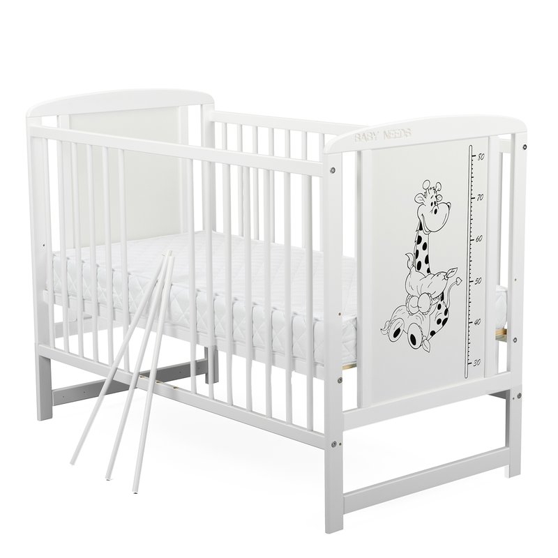 BabyNeeds - Patut din lemn Timmi Girafa 120x60 cm cu laterala culisanta Alb + Saltea 10 cm