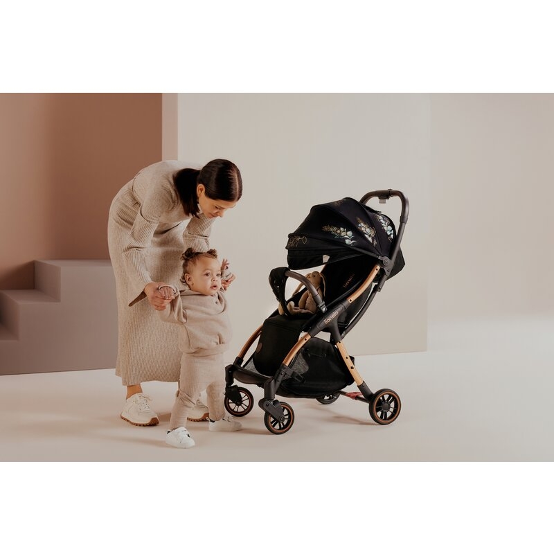Carucior sport, Lionelo, Julie One, Editie limitata Golden Moments, De la nastere, Greutate redusa, Cu accesorii, Cadru din aluminiu, 0-22 kg, Conform cu standardele europene de securitate EN1888-1 si EN1888-2, Negru