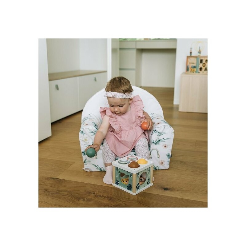 Centru de activitati, Free2Play, Cu figurine, Cu ciocanel, Din lemn, Conform cu standardul european de securitate EN71/123, 15 x 15 x 12 cm, 12 luni+, Multicolor