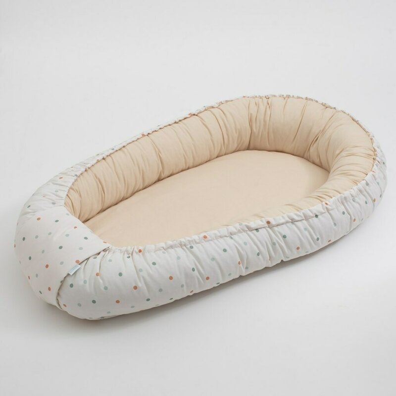 Cosulet bebelus, New Baby, Pentru dormit, Baby Nest 88 x 50 cm, Din bumbac si fibra alergenica, La Natura Punti