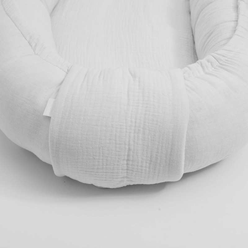 Cosulet bebelus pentru dormit, Baby Nest 80 x 50 cm, Din muselina, Din materiale certificate Oeko Tex Standard 100, New Baby, White