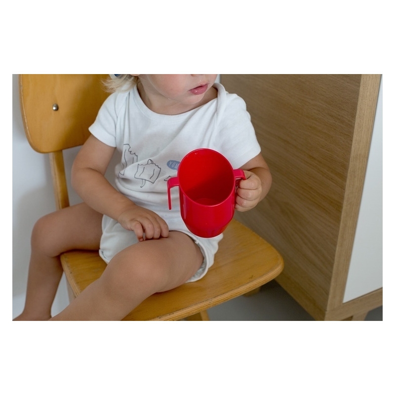 Doidy - Cana inclinata cu manere, 200 ml, Fara bisfenol-A, ftalati si PVC, 3 luni+, Conform standardului european de securitate EN14350, Gri