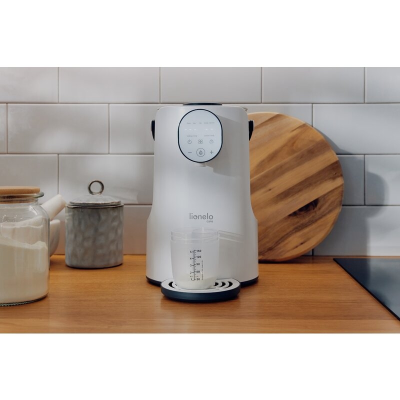 Espressor pentru lapte praf, Lionelo, Baby Presto, Functie declorizare si dozare a apei, Cu afisaj digital LED, Cu rezervor de 2 L, Alb