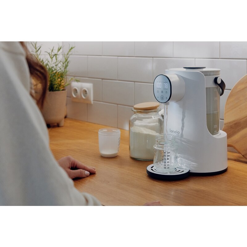 Espressor pentru lapte praf, Lionelo, Baby Presto, Functie declorizare si dozare a apei, Cu afisaj digital LED, Cu rezervor de 2 L, Alb