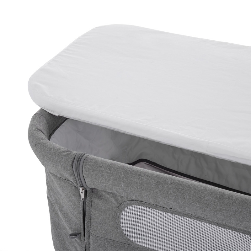 Feedo - Patut co-sleeper, Pliabil, Reglabil in 5 pozitii, Cu laterala detasabila, Include geanta de transport si salteluta, Cu roti, Greutate maxima suportata 9 kg, 0-5 luni, Gri