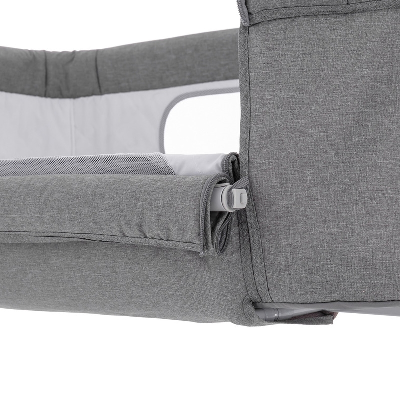 Feedo - Patut co-sleeper, Pliabil, Reglabil in 5 pozitii, Cu laterala detasabila, Include geanta de transport si salteluta, Cu roti, Greutate maxima suportata 9 kg, 0-5 luni, Gri