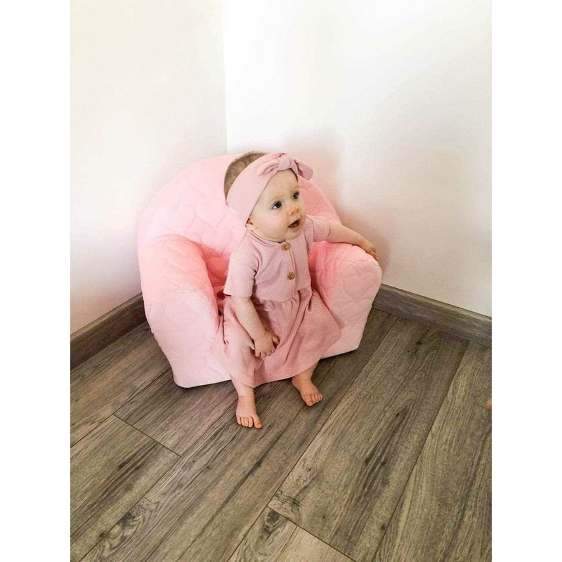 Fotoliu din burete pentru copii, Cu buzunar lateral, Din tesatura de catifea, Cu Husa detasabila, Hearts, Din materiale certificate Oeko Tex Standard 100, New Baby, 9 luni - 5 ani, Pink