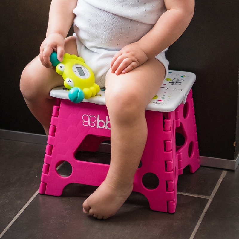 Inaltator de baie pliabil, Step, Practic si usor de transportat, Rezistent pana la 113 Kg, Bbluv, Pink