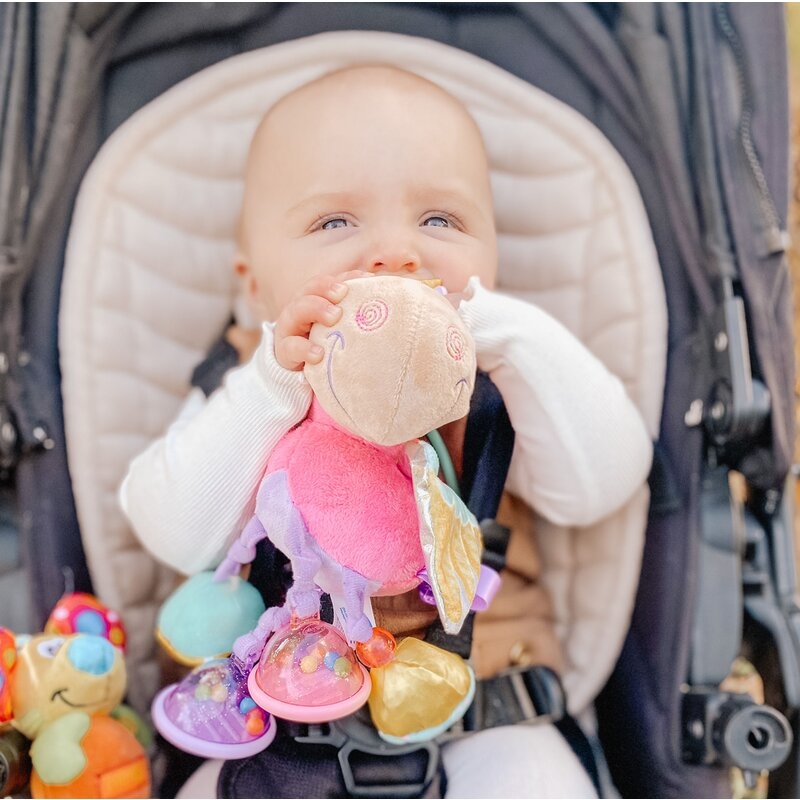 Jucarie din plus, Playgro, Stimuleaza dezvoltarea senzoriala, Utila pentru dentitie, Cu diverse forme si texturi, Cu margele si parti zornaitoare, 0 luni+, Unicorn Activity Rattle