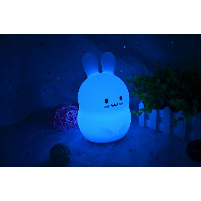Lampa de veghe, FreeON, Silicon moale, Cu telecomanda si cablu USB, Cu 9 culori diferite si cronometru, Owl