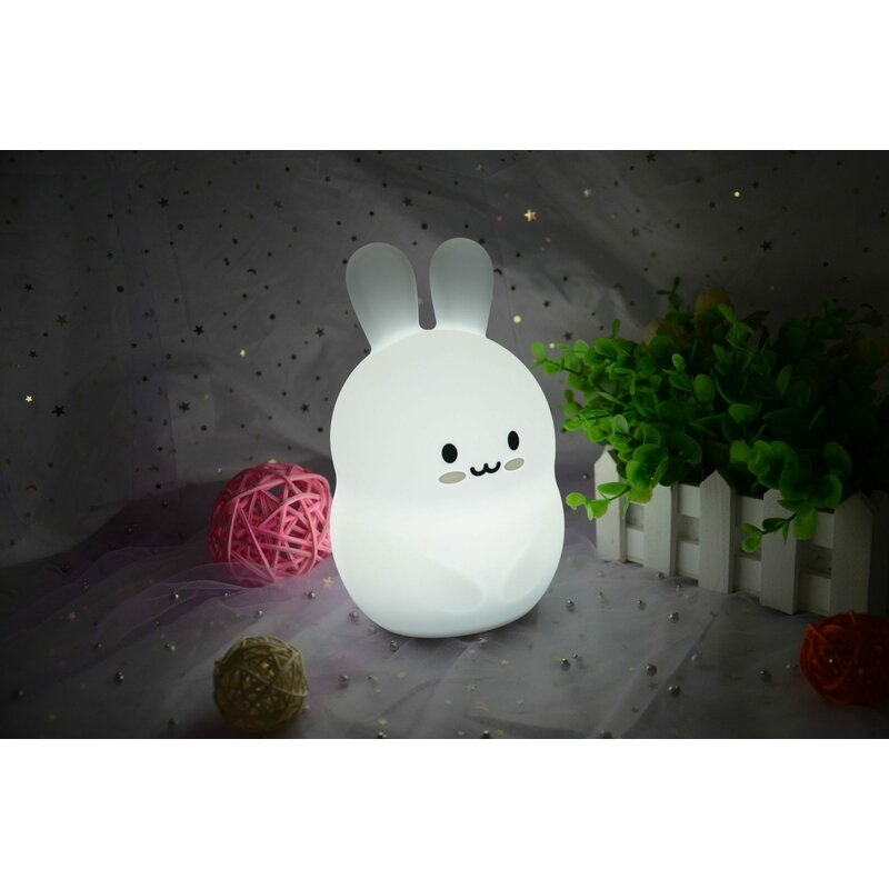 Lampa de veghe, FreeON, Silicon moale, Cu telecomanda si cablu USB, Cu 9 culori diferite si cronometru, Owl