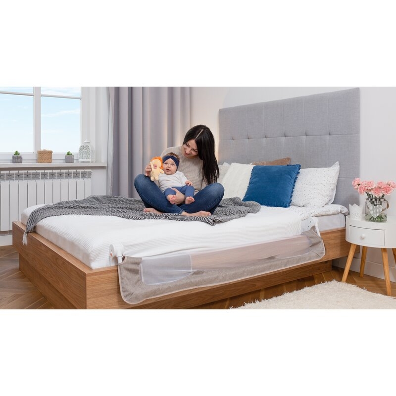 Protectie laterala pat, Lionelo, Eva, Cu buzunar accesorii, 150x35 cm, Conform cu standardul european de securitate BS7072, Bej