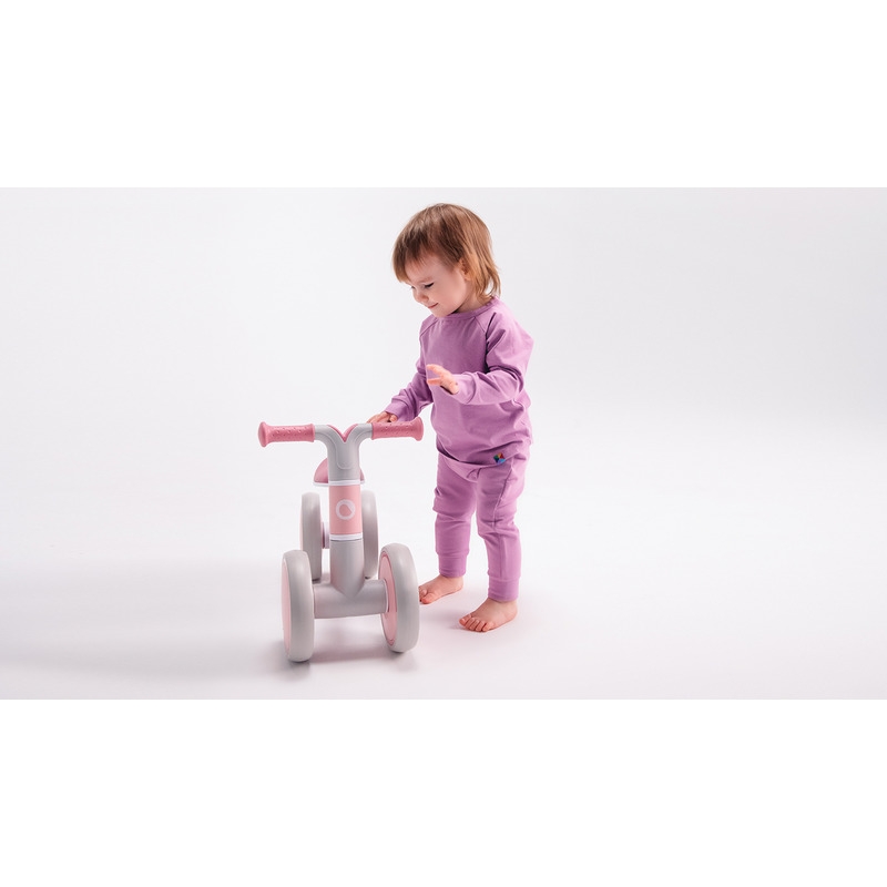 Lionelo - Bicicleta fara pedale Villy, Cu 4 roti, Din spuma EVA si TPR, Stabila, Manere moi, antiderapante, 12- 36 luni, Sustine pana la 30 kg, Certificata EN 71-1:2014, EN 71-2:2011, EN 71-3:2019, Verde turcoaz