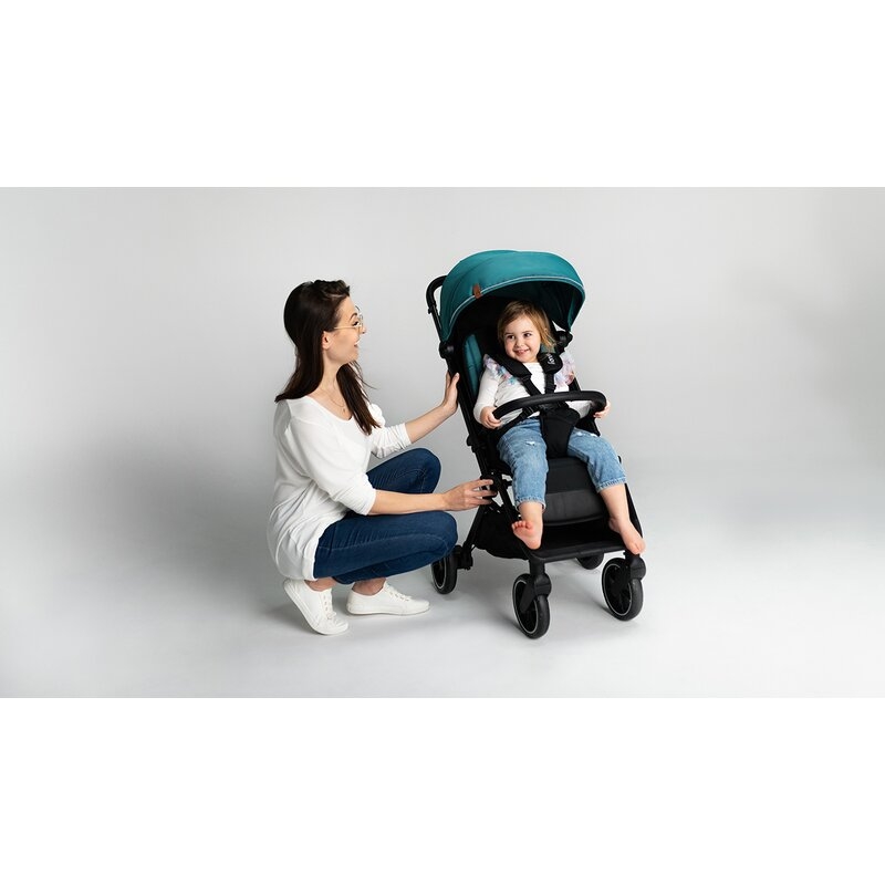 Lionelo - Carucior sport Cloe, De la nastere, Cu accesorii, Cadru din aluminiu, 0-22 kg, Usor, Pliabil cu o singura mana, Ideal pentru toate tipurile de suprafete, Bej