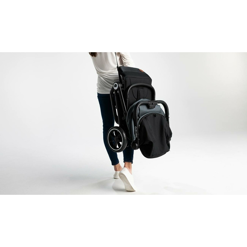 Lionelo - Carucior sport Cloe, De la nastere, Cu accesorii, Cadru din aluminiu, 0-22 kg, Usor, Pliabil cu o singura mana, Ideal pentru toate tipurile de suprafete, Verde smarald