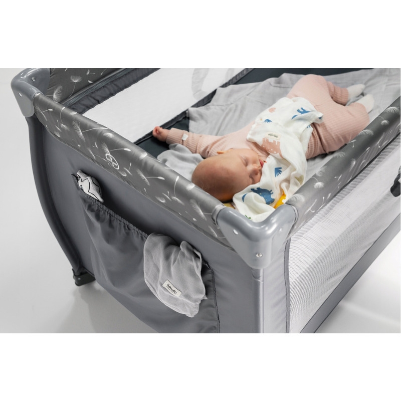 Lionelo - Patut pliant cu doua nivele, Stefi Plus, Cu intrare laterala cu fermoar, 2 roti, 120x60 cm, Conform cu standardul european de securitate EN 716, Gri