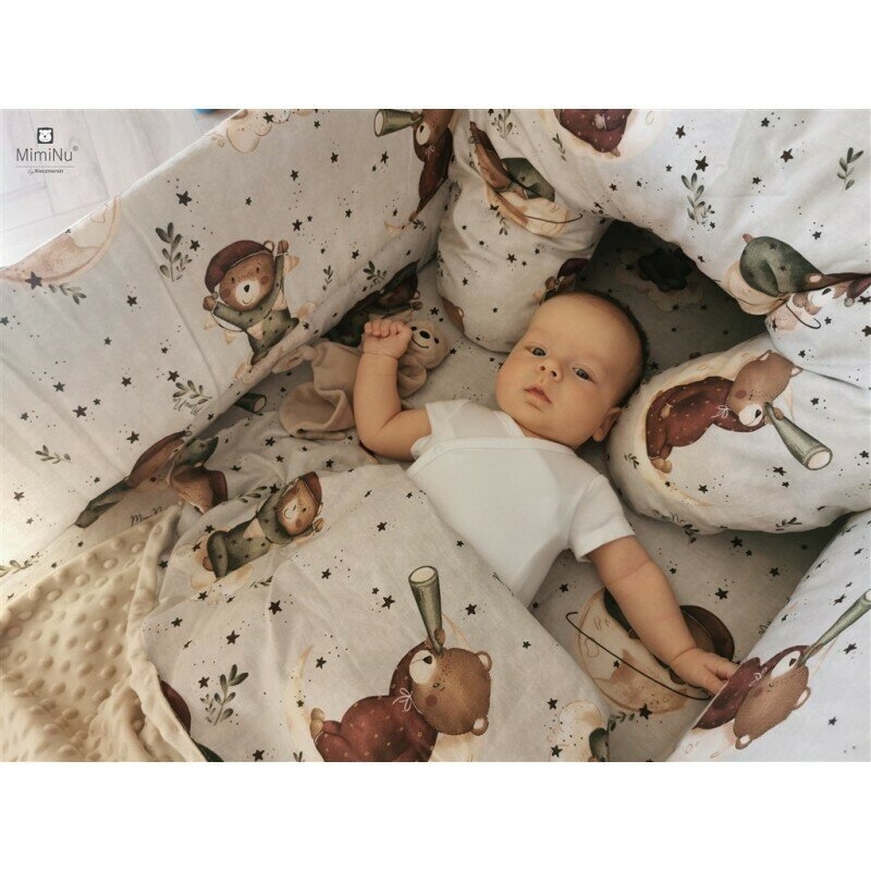 MimiNu - Paturica de infasat cu doua fete, Cu multiple utilizari, Cu inchidere arici velcro, Dimensiune 75x75 cm, Din bumbac certificat Oeko Tex Standard 100, Teddy Bear On Moon