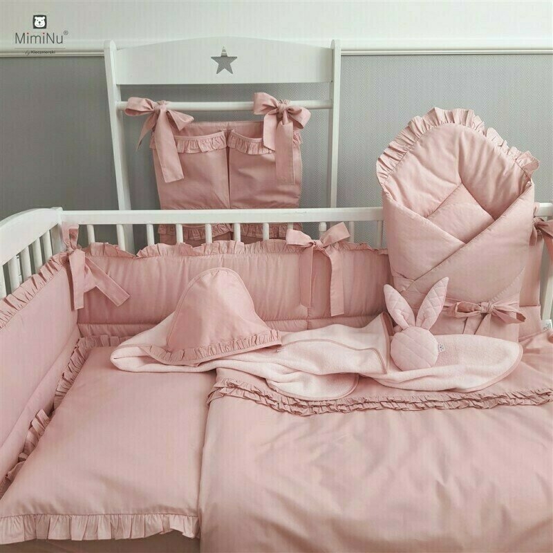 MimiNu - Set lenjerie patut cu 6 piese, Cu volanase, Cu pilota si perna, Cu doua aparatori laterale, Din bumbac, Pentru patut 120x60 cm, Colectia Royal, Powder Pink