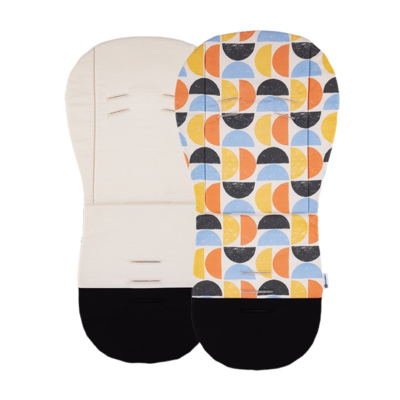 Petite&Mars - Insertie carucior, Editie limitata, Din spuma cu memorie, Densa, Pentru confort sporit, Universala, Cu decupaje pentru centura de siguranta in 3 sau 5 puncte, 86x42 cm, 0 luni+, Retro, Multicolor