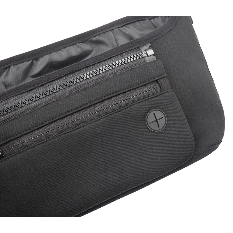 Petite&Mars - Organizator carucior, Cu buzunar frontal detasabil, Dimensiune universala, 31.5x19.5x9.5 cm, Atasare usoara cu Velcro, Negru