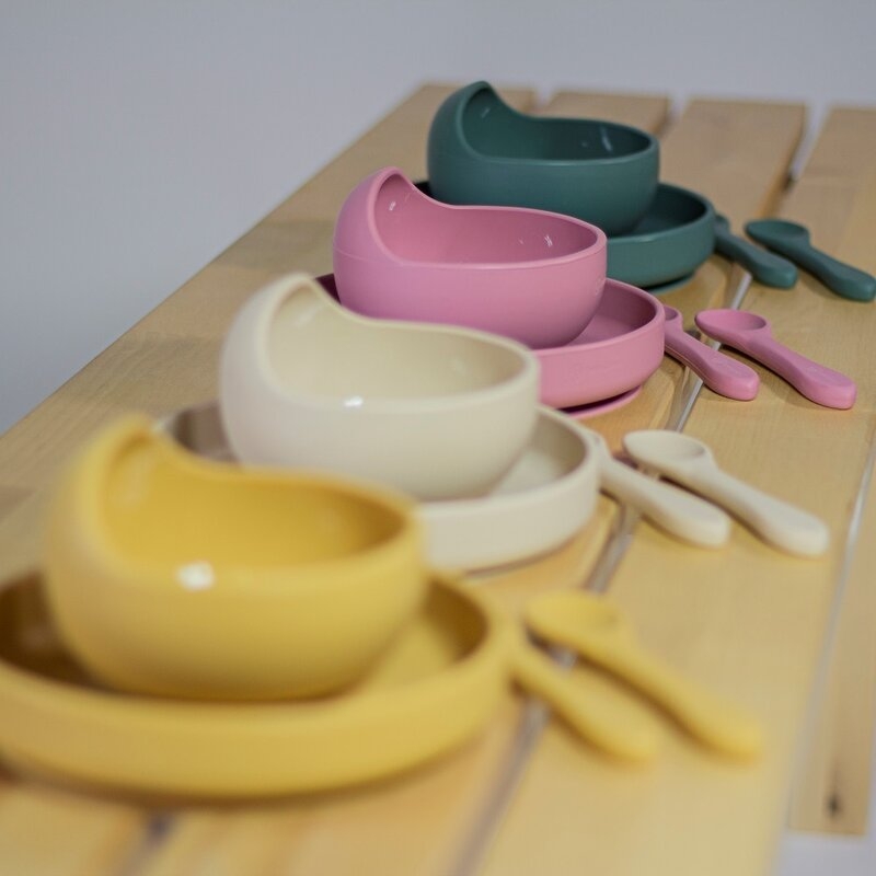 Petite&Mars - Set de hranire, Cu farfurie, Bol si tacamuri, Din silicon fara BFA, Verde inchis