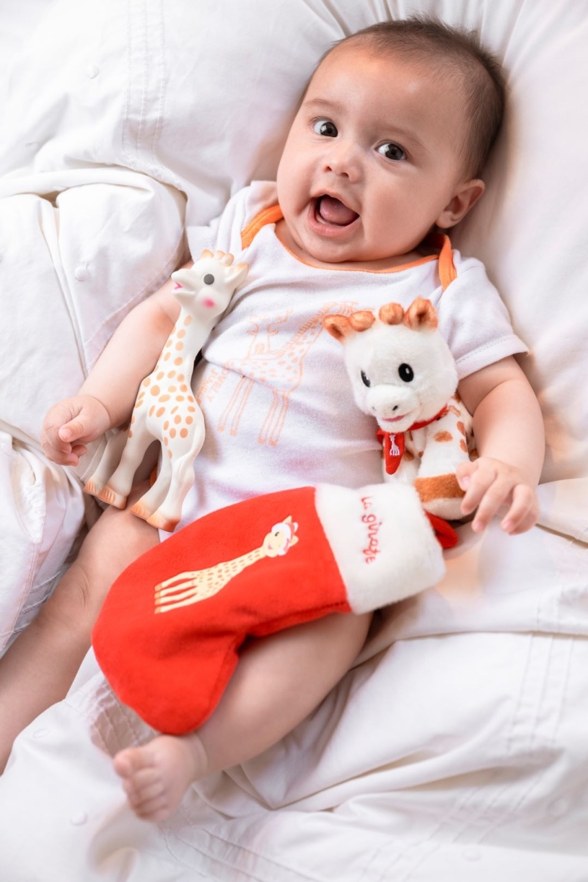Primul meu Craciun alaturi de girafa Sophie