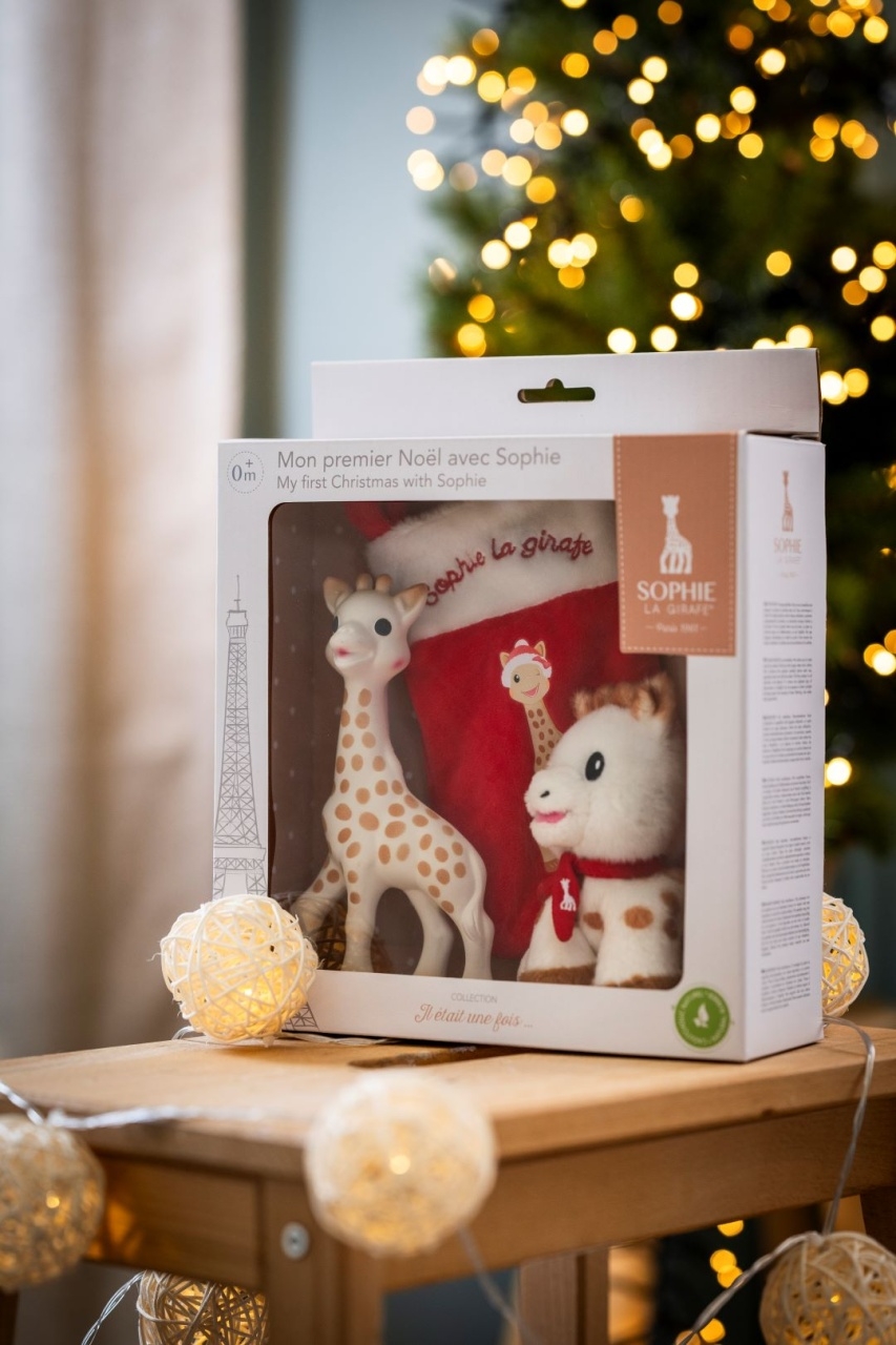 Primul meu Craciun alaturi de girafa Sophie