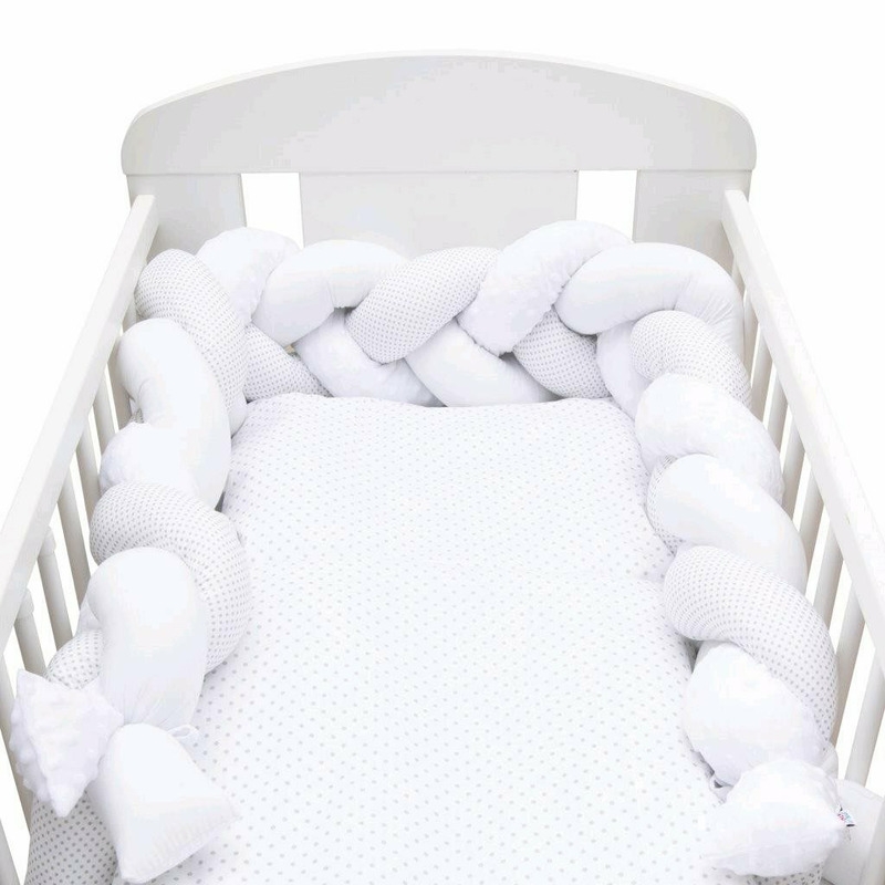Protectie laterala pentru patut, Tip Bumper impletit, Din bumbac, Din materiale certificate Oeko Tex Standard 100, New Baby, Lungime 225 cm, Minky/Dot grey
