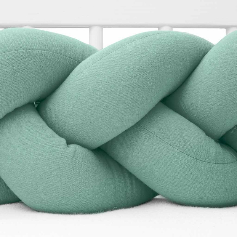 Protectie laterala pentru patut, Tip Bumper impletit, Din muselina, Din materiale certificate Oeko Tex Standard 100, New Baby, Lungime 210 cm, Green