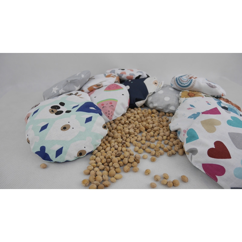 Qmini - Pernuta anticolici umpluta cu samburi de cirese, Cu husa din bumbac, Diametru 14 cm, Pastel Hearts