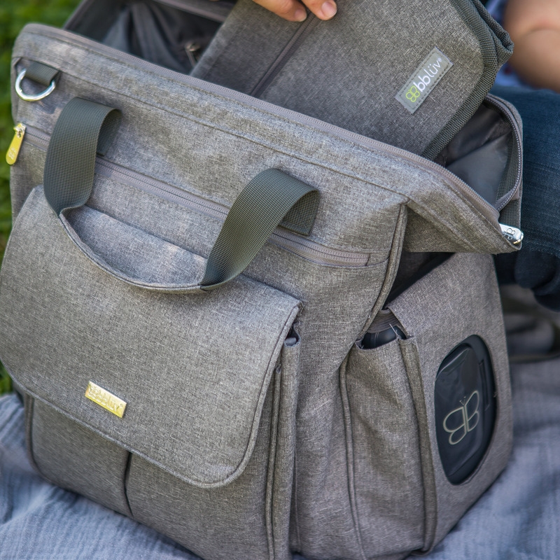 Rucsac pentru mamici, Metro, Cu 15 buzunare si sectiuni, Include cutie pentru servetele umede, Include salteluta de schimbare, Cu suport de prindere pentru carucior, Bbluv, Grey