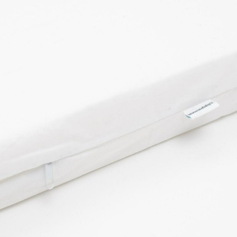 Saltea pentru patut, New Baby, Standard, 120x60x7 cm, Cu Aloe Vera, Compozitie Spuma-Cocos, Hipoalergenica si antibacteriana, Cu husa detasabila, Alb
