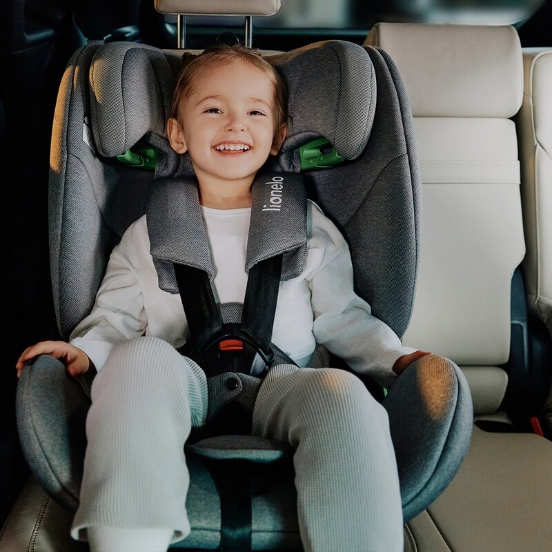 Scaun auto, Lionelo, Lavender I-size, Isofix, Cu centura TopTether, Cu spatar inclinabil in 5 pozitii, Cu tetiera reglabila in 13 pozitii, Instalare cu fata inainte, 9-36 Kg, 76-150 cm, Conform cu ECE R129, Negru