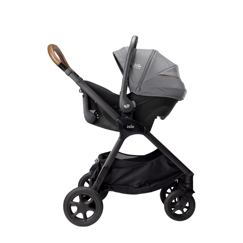 Scoica auto cu ISOFIX integrat Sprint Signature Carbon, nastere - 75 cm, testata inclusiv la impact lateral, conform ECE R129, Joie