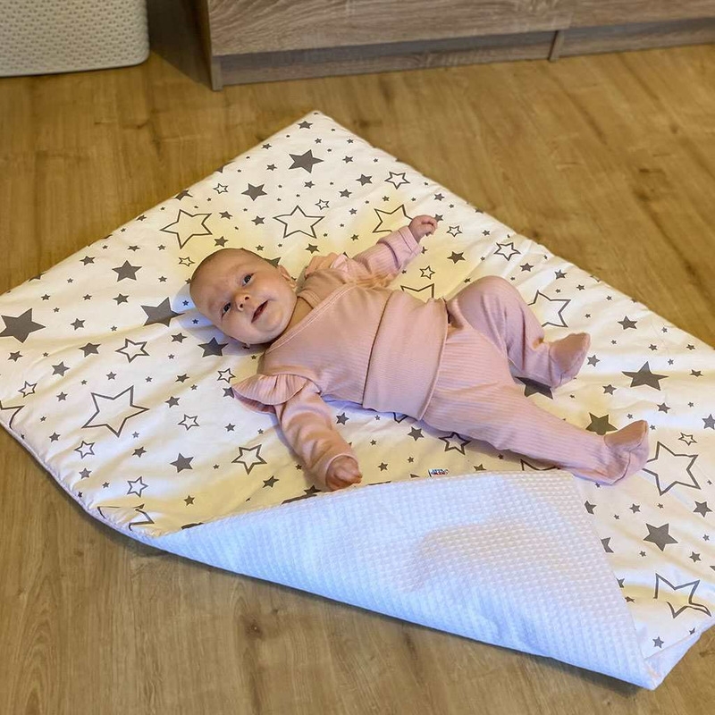 Set 2 piese: body cu maneca lunga si volanas, pantaloni cu botosei, Marime 62, Din bumbac 100%, New Baby, Practical Pink