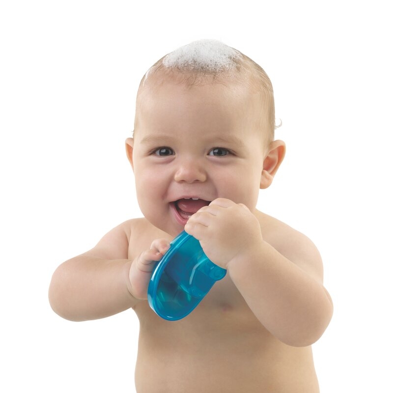 Set 3 jucarii de baie, Playgro, Include 3 barcute colorate, Cu gauri pentru a se revarsa apa, 6 luni+, Bright Baby Boats