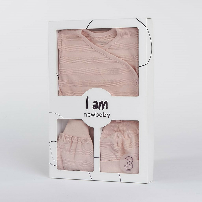 Set 3 piese: body cu maneca lunga, pantalonasi cu botosei, caciulita, Marime 62, Din bumbac 100%, New Baby, I am Pink