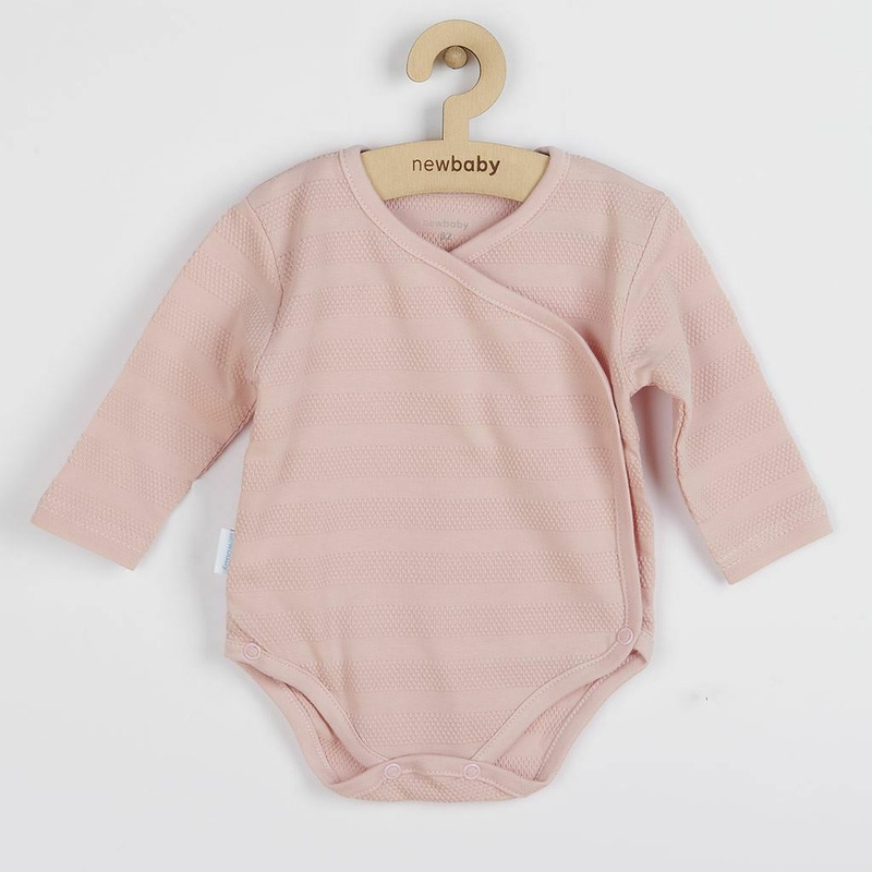 Set 3 piese: body cu maneca lunga, pantalonasi cu botosei, caciulita, Marime 62, Din bumbac 100%, New Baby, I am Pink