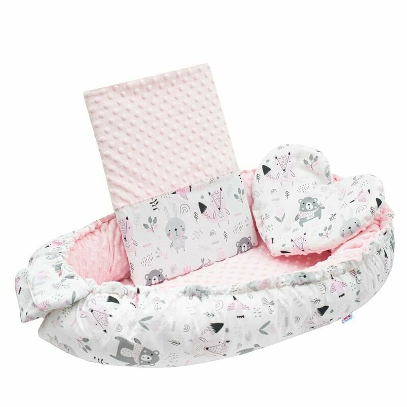 Set 3 piese Luxury, Baby Nest cu doua fete, Cu paturica si pernuta in forma de inima, New Baby, Minky Bears Pink