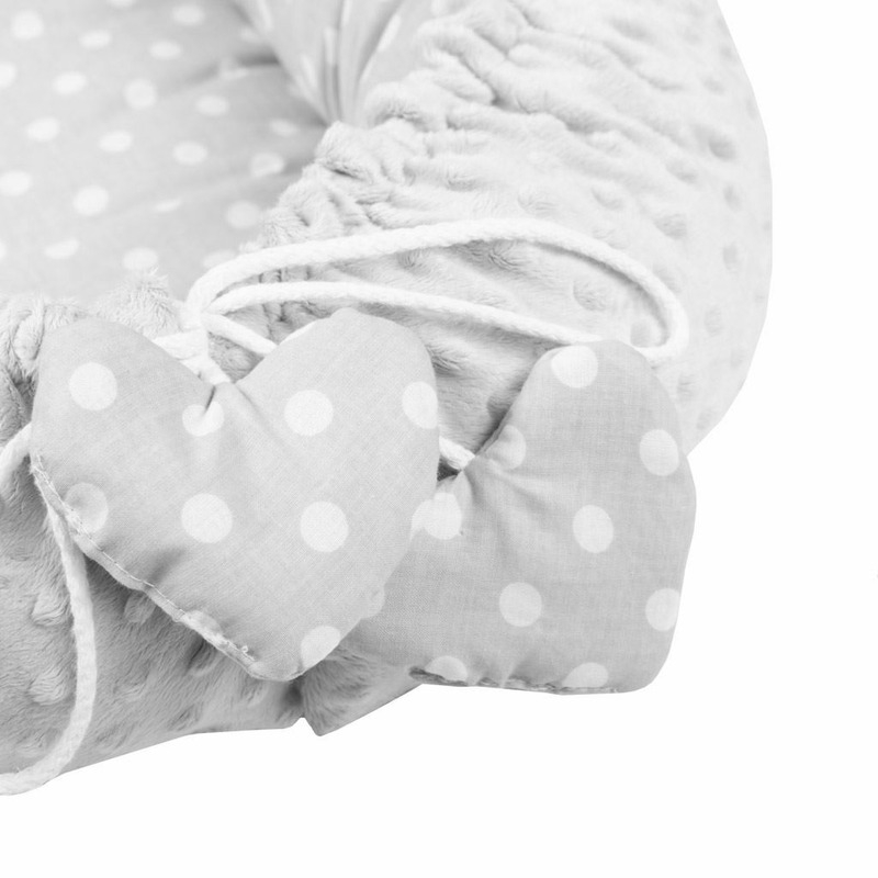 Set 3 piese Luxury, Baby Nest cu doua fete, Cu paturica si pernuta in forma de inima, New Baby, Minky Heart Grey