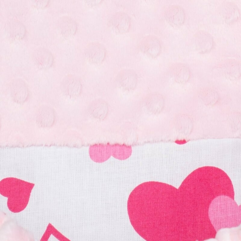 Set 3 piese Luxury, Baby Nest cu doua fete, Cu paturica si pernuta in forma de inima, New Baby, Minky Hearts Pink