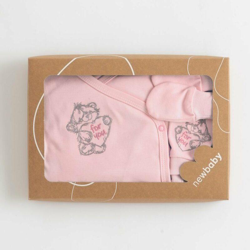 Set 5 piese, New Baby, Include Salopeta fara maneci, jacheta, body cu maneca lunga, caciulita, manusi, Marime 56, Din bumbac 100%, Classic Pink