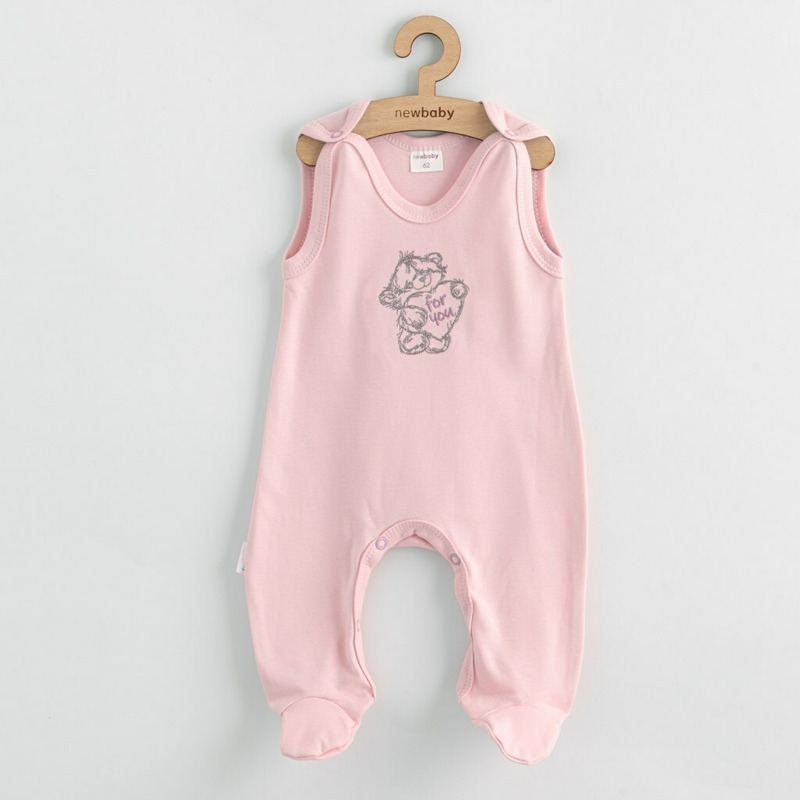Set 5 piese, Salopeta fara maneci, jacheta, body cu maneca lunga, caciulita, manusi, Marime 50, Din bumbac 100%, New Baby, Classic Pink