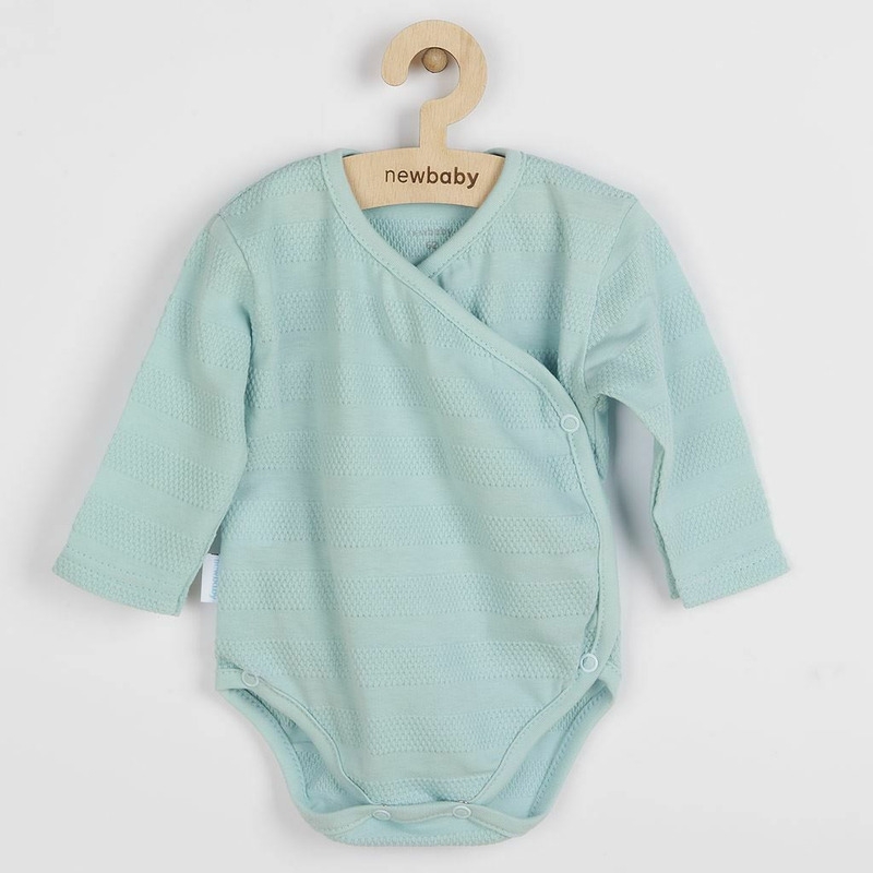 Set 7 piese: body cu maneca lunga, bluza, pantalonasi cu botosei, salopeta fara maneci, caciulita, manusi, botosei, Marime 56, Din bumbac 100%, New Baby, I am Blue