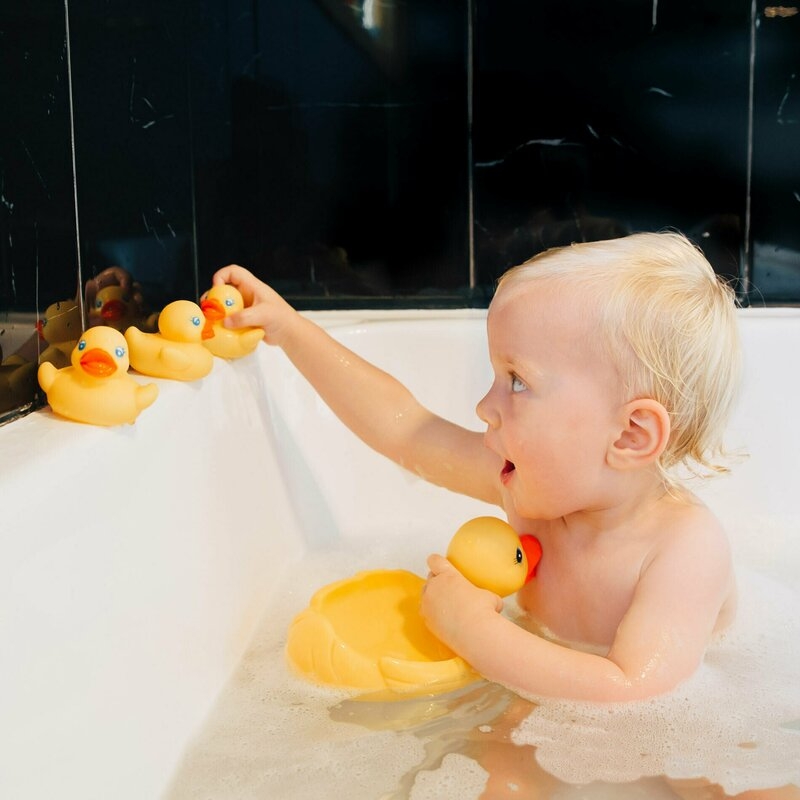 Set de joaca de baie, Ratusca cu trei bococi, Fara gauri, Playgro