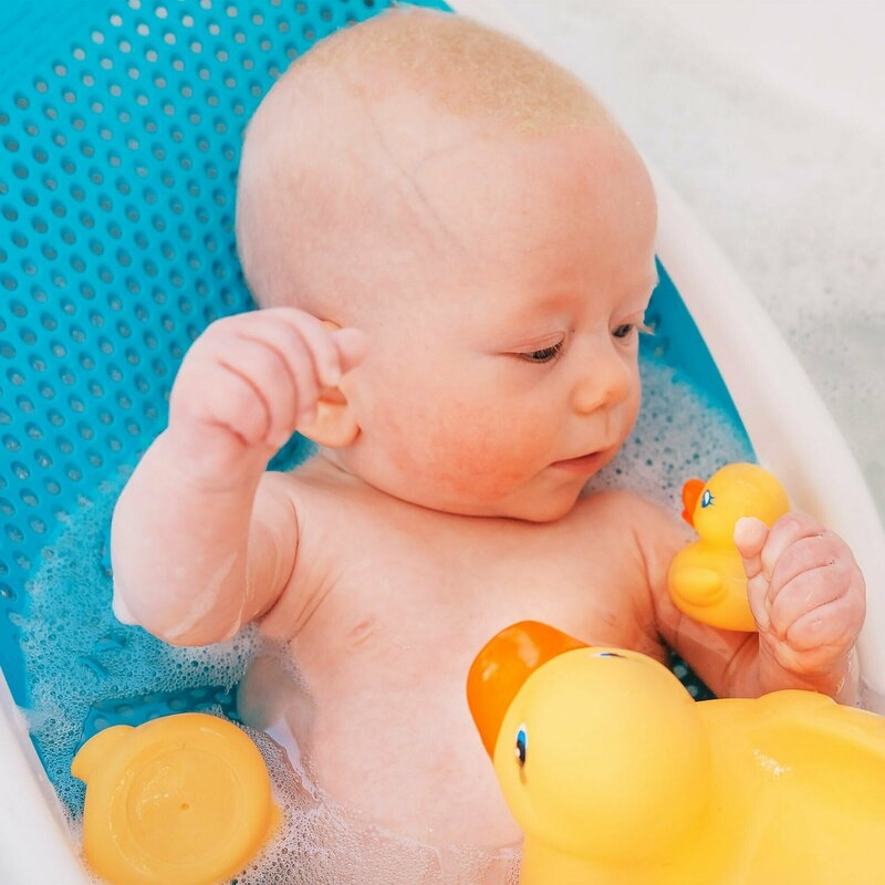 Set de joaca de baie, Ratusca cu trei bococi, Fara gauri, Playgro